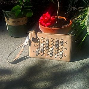 Coach clutch, interwoven colors, unique 8x5